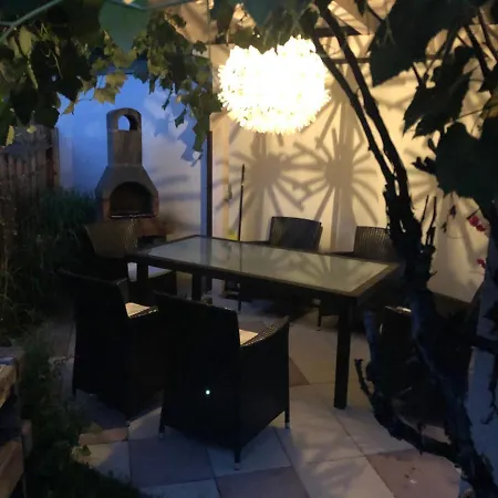 Апартаменти Stadt-chalet *