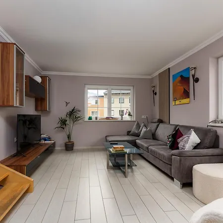 Stadt-chalet Lejlighed *